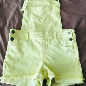 *****SOLD****Girls short overalls